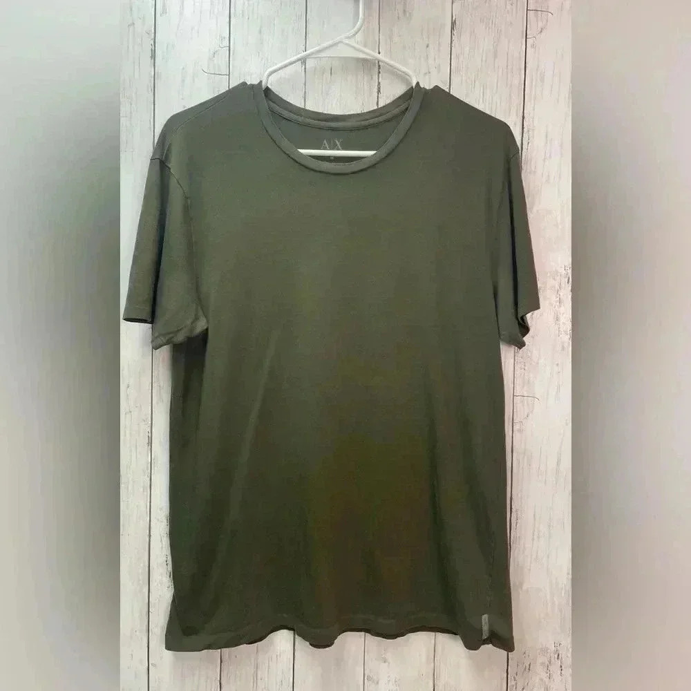 Armani Exchange Olive green T-Shirt Size Medium Casual/Comfortable